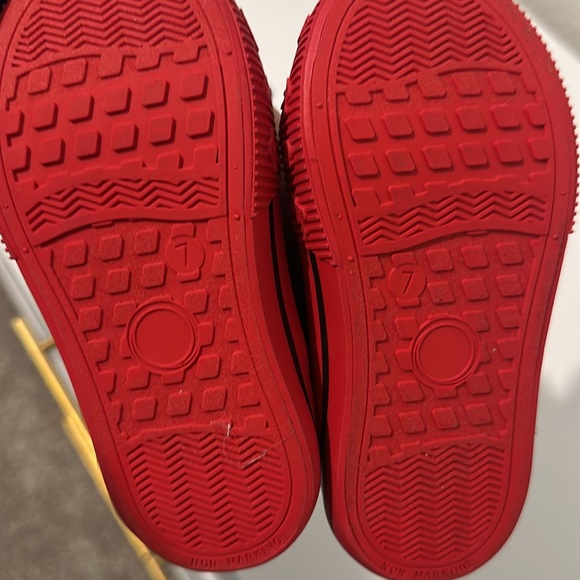 Mickey Mouse - Picture 3 of 4